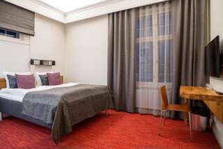 Отель De Gamlas Hem Hotel & Restaurant Оулу Стандартный номер с кроватью размера "queen-size"-10